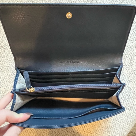 Michael Kors Navy Blue Wallet - Picture 4 of 6